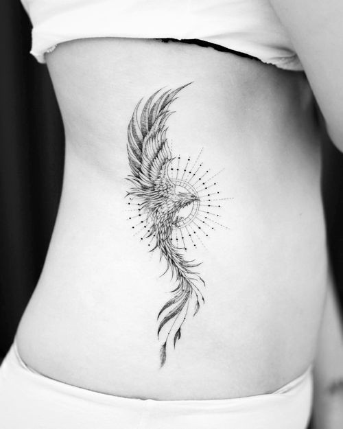 14 superbes tatouages ??de Phoenix pour les femmes 11