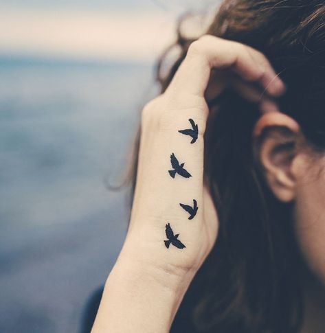 30 Petits Tatouages qui ont de Grands Pouvoirs 7