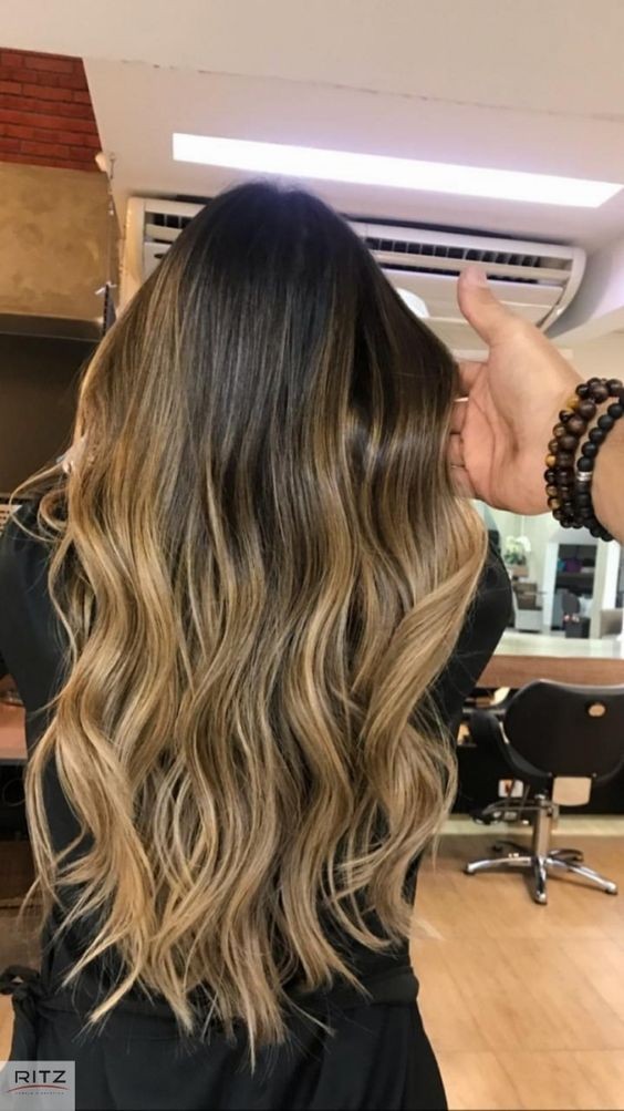 22 Balayages blonds sur brune à adopter absolument ! 14