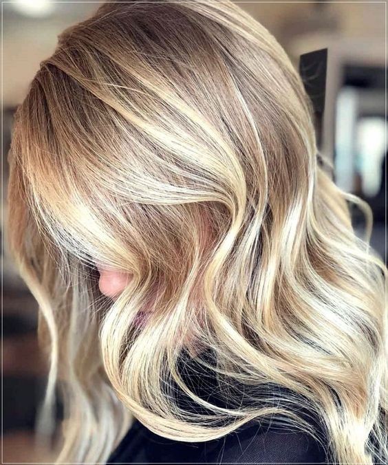 22 Balayages blonds sur brune à adopter absolument ! 16