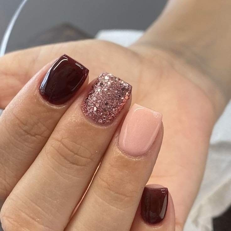 29 idées de gelish paillettes sur ongles courts 25