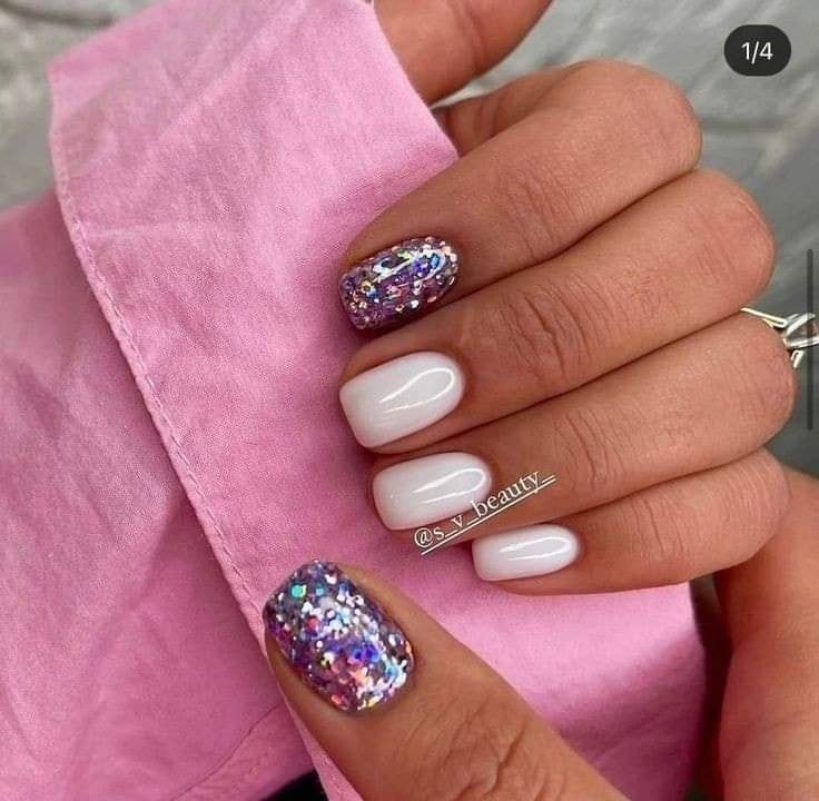 29 idées de gelish paillettes sur ongles courts 5