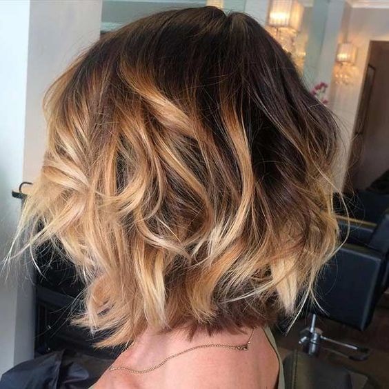 29 Looks avec Balayage Miel Caramel pour les Brunes 41