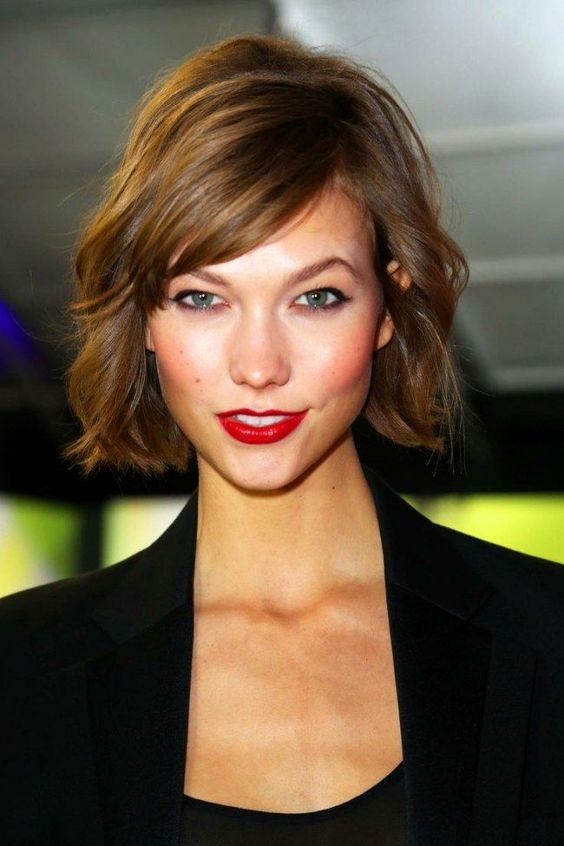 Carré pour cheveux fins : 18 modèles à tomber par terre ! 12