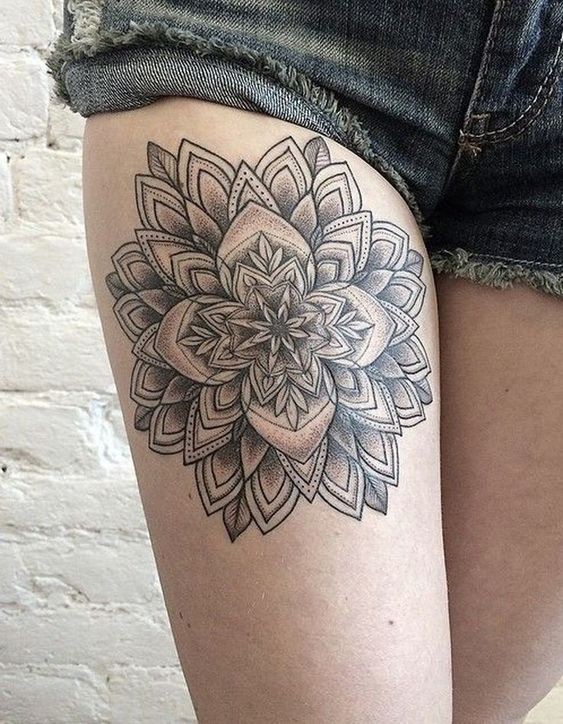 21 Tatouages Mandala Géométriques Pour S'inspirer 16