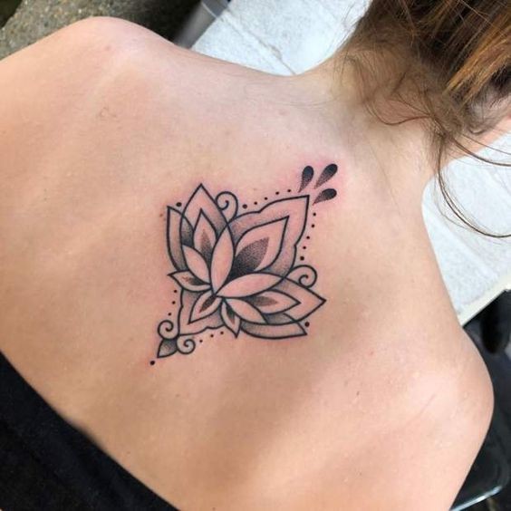 30 Tatouages Mandala Minimalistes (& Très Féminins) 16