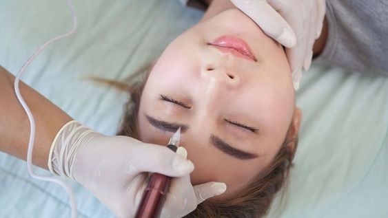 Tatouage des sourcils : Les pièges à éviter et les mesures de sécurité à adopter 8