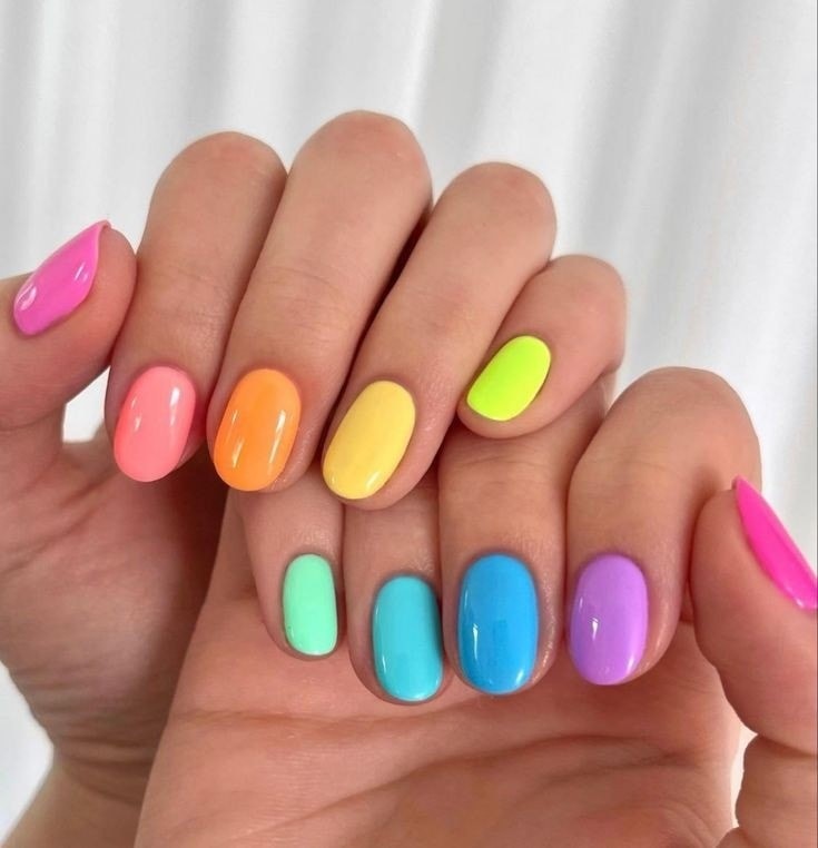 24 idées pour celles qui aiment les ongles courts 11