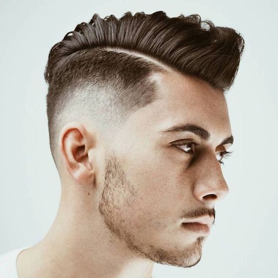 22 Coupes hommes aux cheveux longs avec cheveux courts/rasés sur les côtés 8