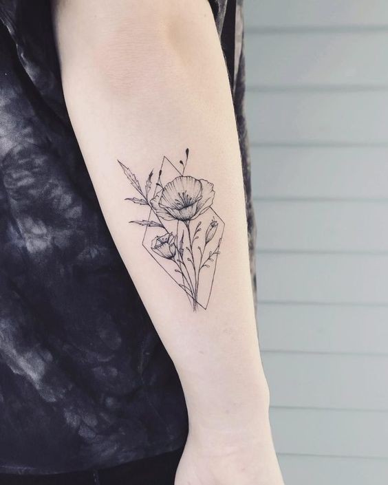 Les 40 différents styles de tatouages pour femme 12