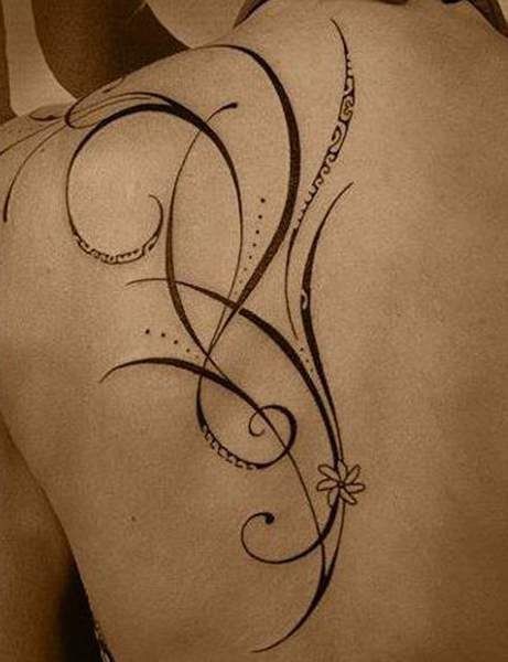 Les 40 différents styles de tatouages pour femme 16