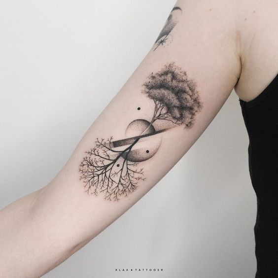 Tatouage arbre généalogique : 42 Idées & Significations 38