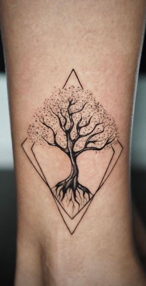 Tatouage arbre généalogique : 42 Idées & Significations 8