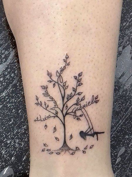 Tatouage arbre généalogique : 42 Idées & Significations 27