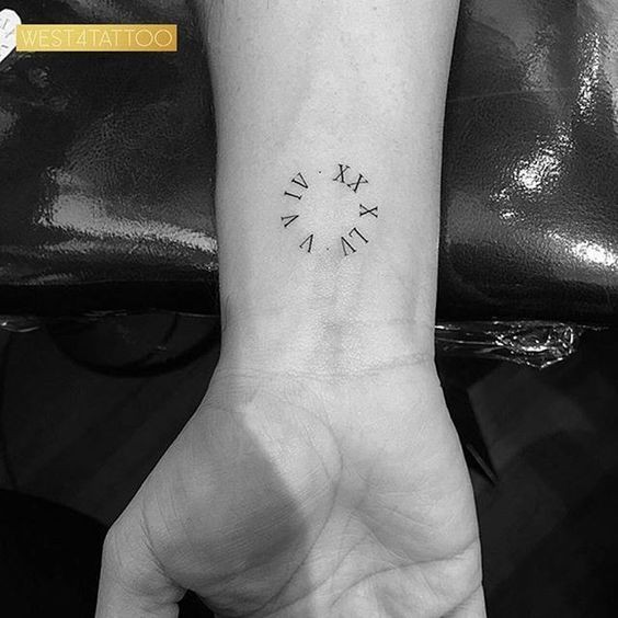 32 Tatouages date de naissance discrets & originaux 9