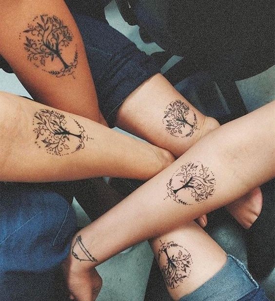 Tatouages amis : 65 dessins avec lesquels porter votre amitié à un autre niveau 32