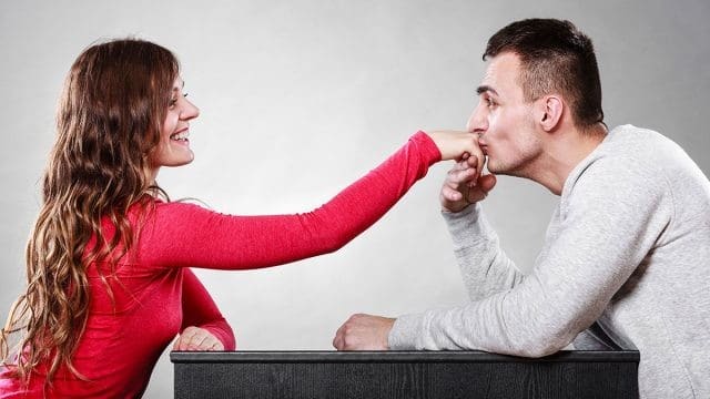 Homme bélier qui revient tout le temps 3