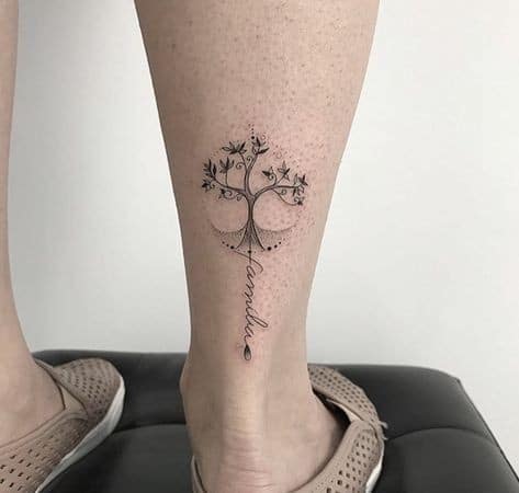 22 Tatouages arbre de vie avec prénom & Significations 2