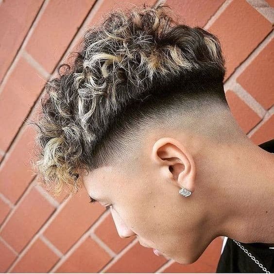 23 coupes de cheveux mi-décolorées pour hommes en 2023 5