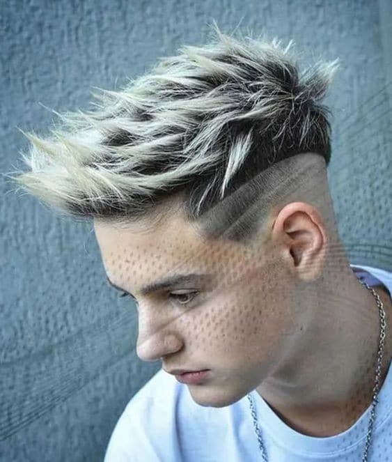 23 coupes de cheveux mi-décolorées pour hommes en 2023 14