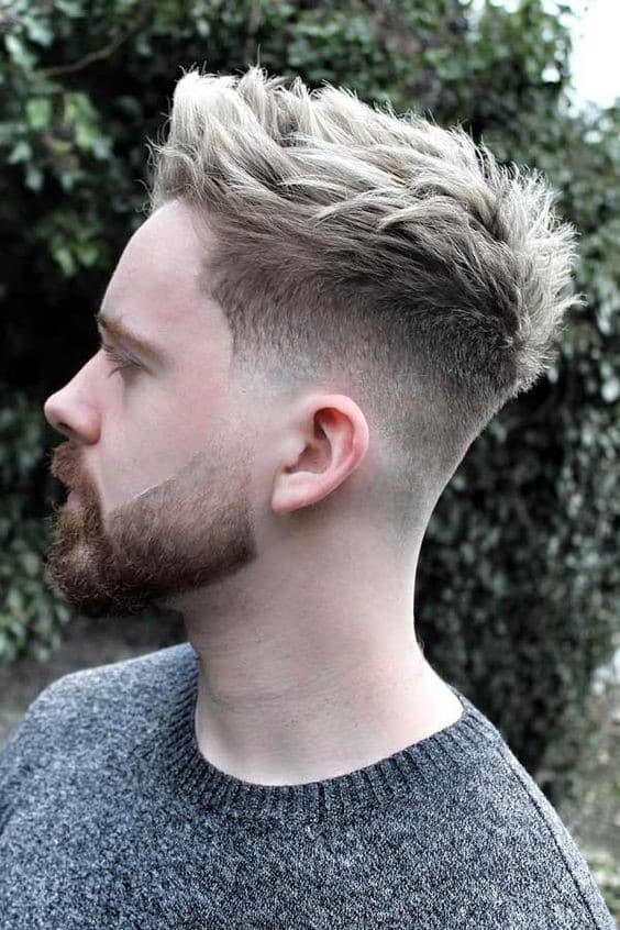 23 coupes de cheveux mi-décolorées pour hommes en 2023 18