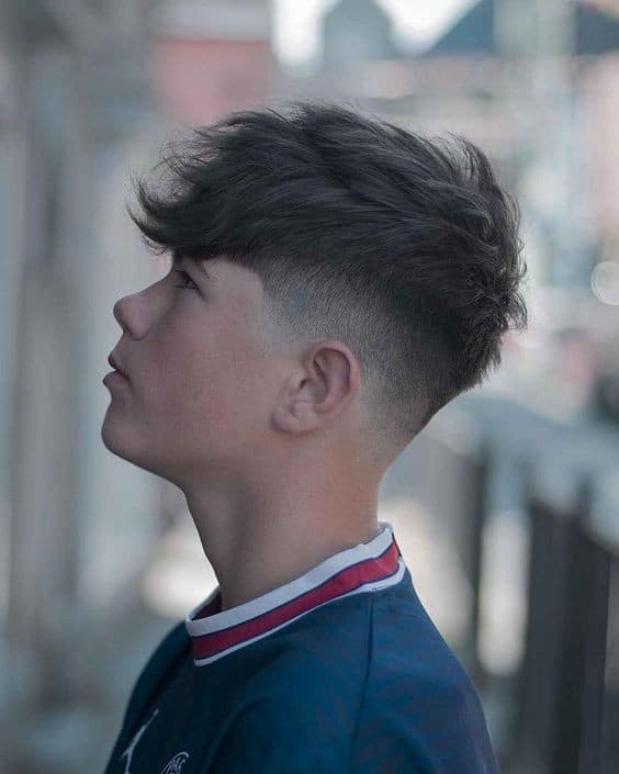 42 coupes de cheveux élégantes pour jeunes hommes pour 2023 28