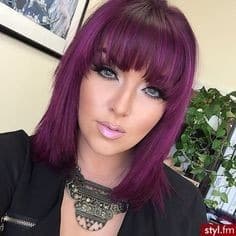 Couleur de Cheveux Violine : Nos 21 Modèles Tendances en 2023 18