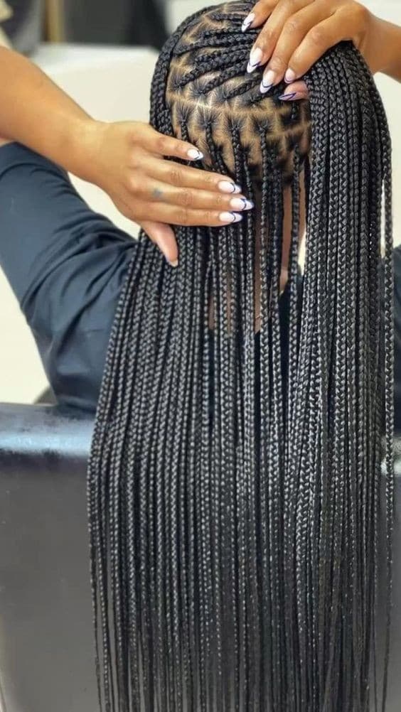 Knotless Braids : 25 Différents Styles de Tresses Sans Nœuds 15