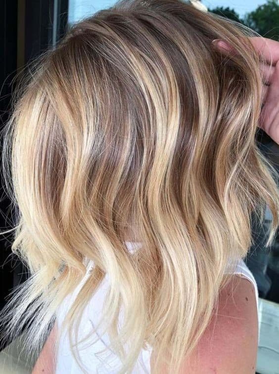 Mèches blondes sur cheveux châtain : Nos 30 plus beaux modèles 18