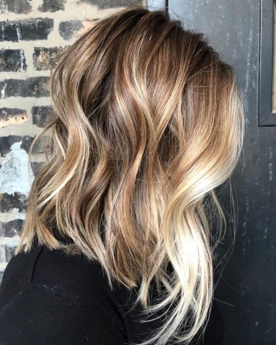 Mèches blondes sur cheveux châtain : Nos 30 plus beaux modèles 19