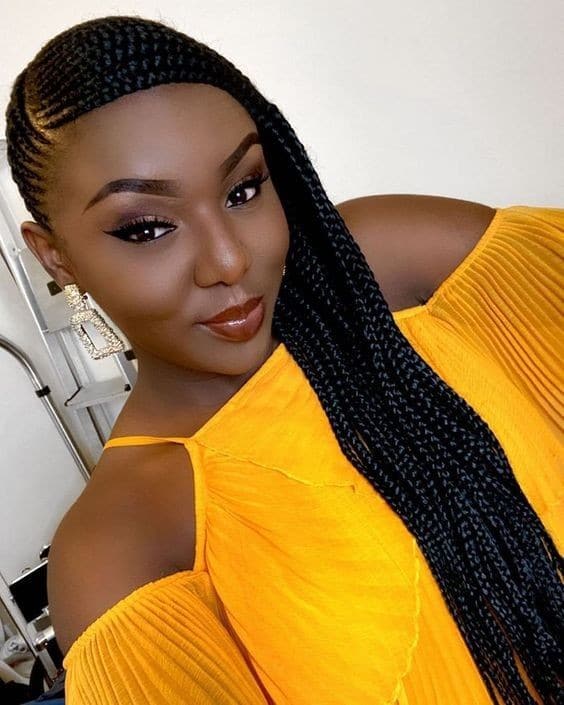 Braids 2023 : Nos 23 plus beaux modèles pour cette coiffure africaine 8