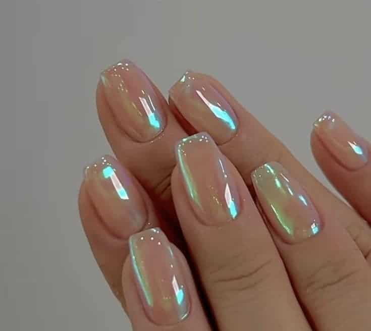 21 Idées pour décorer vos ongles dans les tons nude 4