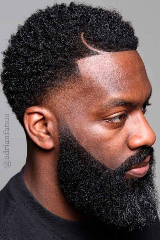 Les 40 plus belles coupes pour homme noir en 2023 28