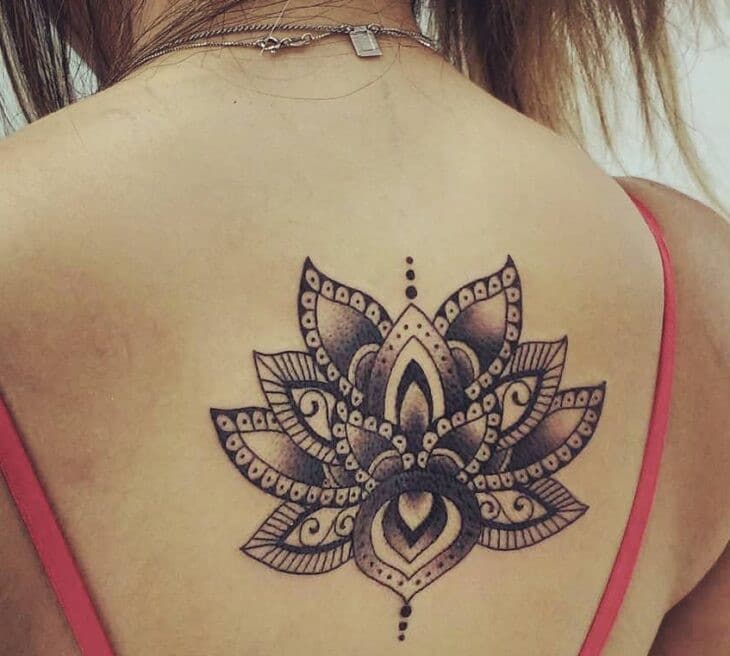 70 Tatouages fleur de lotus pleins de beauté et de symbolisme 5