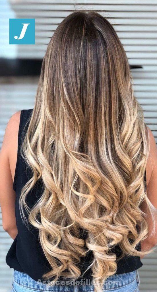 Les 50 plus beaux balayages caramel pour cheveux lisses 28