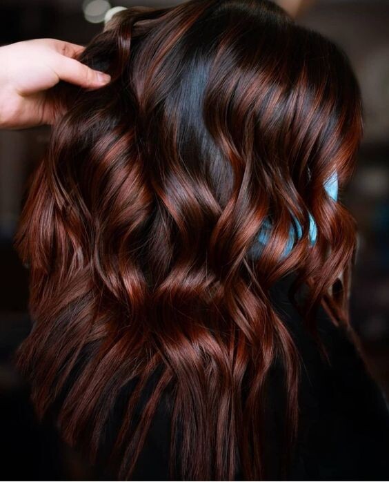 Balayage chocolat : Nos 17 Plus Beaux Modèles & Conseils 15