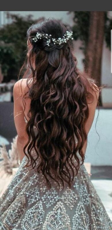 25 Coiffures de mariage glamours pour cheveux longs lachés 8