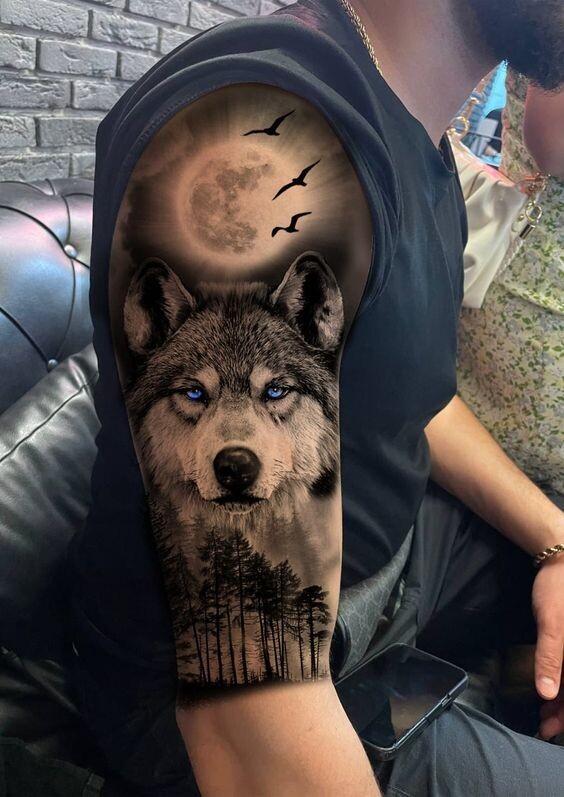 Tatouage loup : Nos 27 Plus Beaux Modèles & Leurs Significations 22