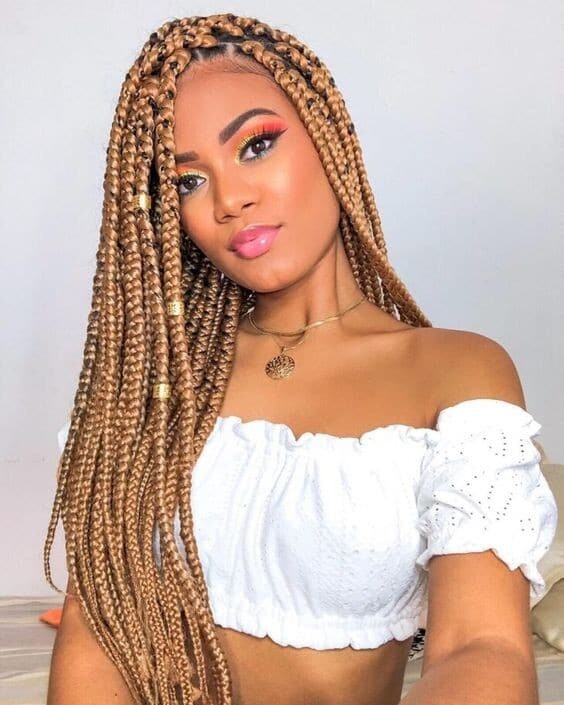 L’attribut alt de cette image est vide, son nom de fichier est 23-box-braids-www.astucesdefilles.com-5.jpg.