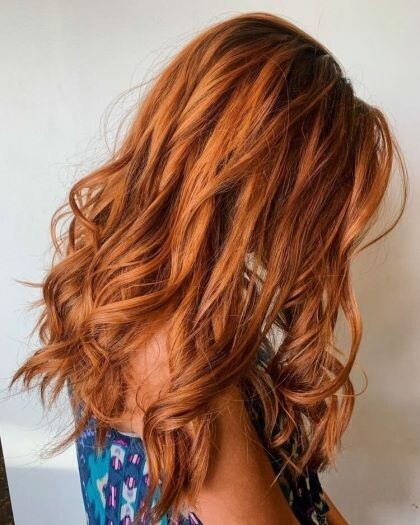 Couleur cheveux auburn : Nos 24 plus beaux modèles sur les cheveux auburn en coloration végétale 23